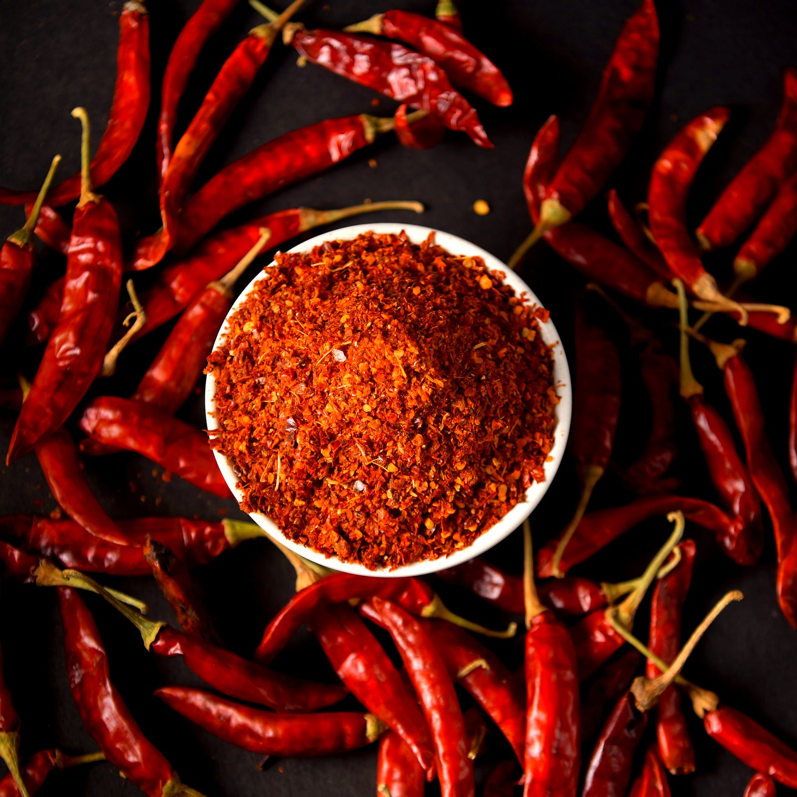 Piment pili-pili de Madagascar, gros plan sur la matière
