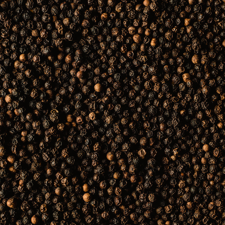 Grains de poivre noir de Madagascar en vrac