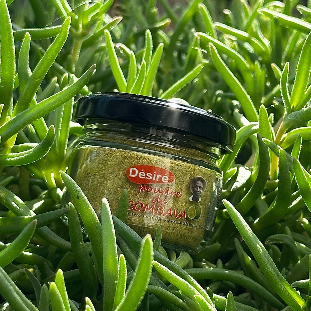 Camargue salt flavored with Madagascar Kaffir Lime