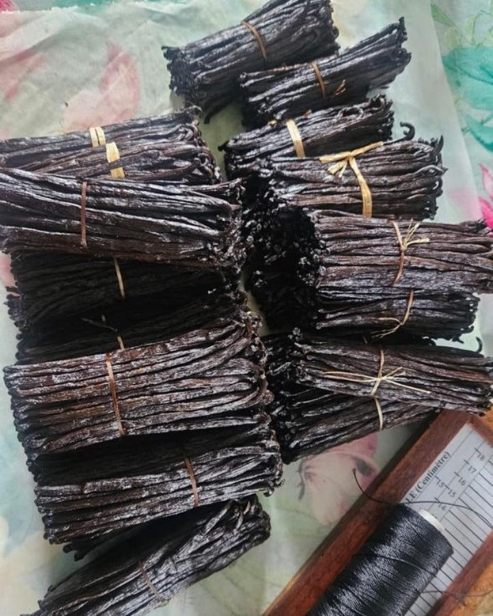 红色香草US/EUR等级，马达加斯加，成捆与量尺