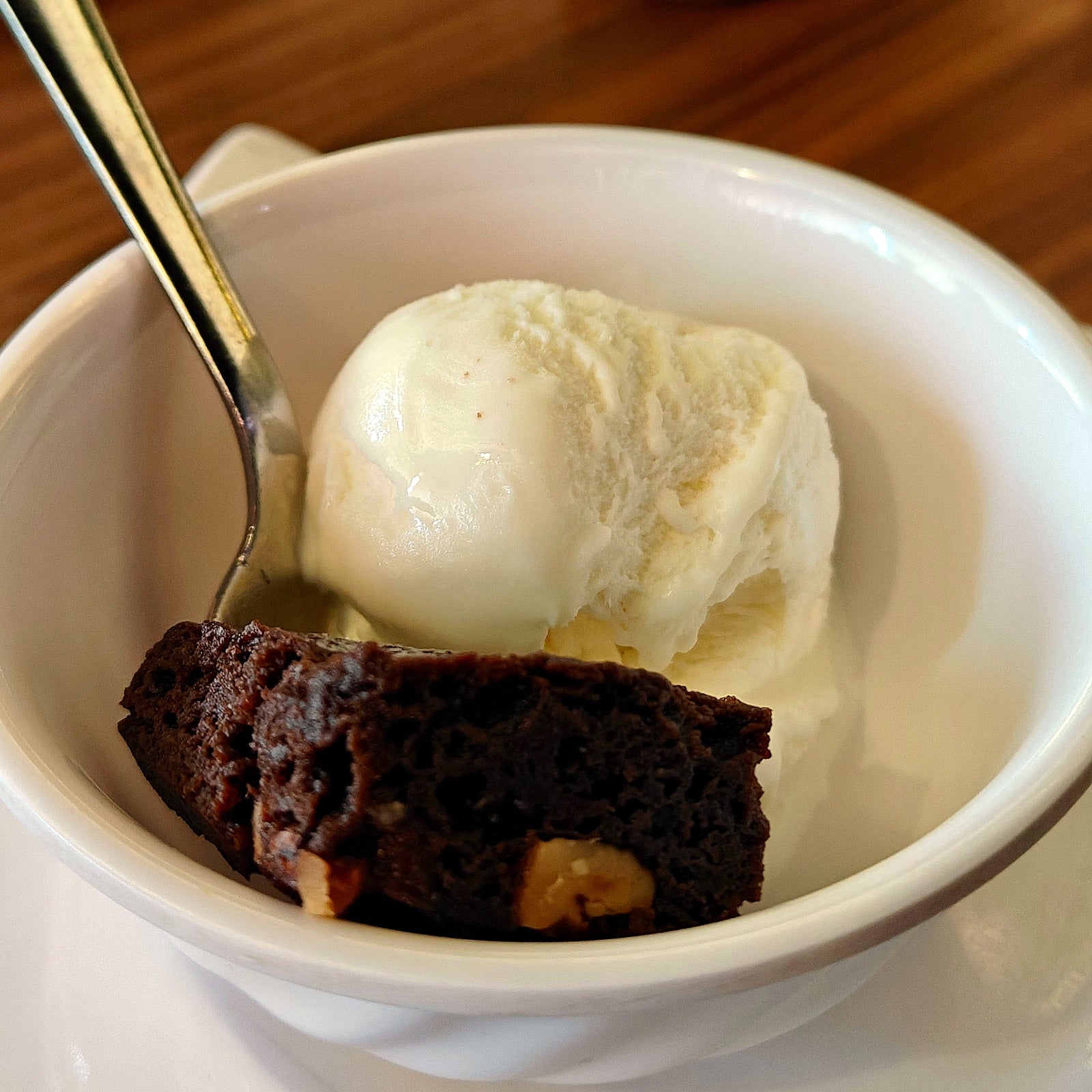 Glace à la vanille Bourbon de Madagascar et brownie