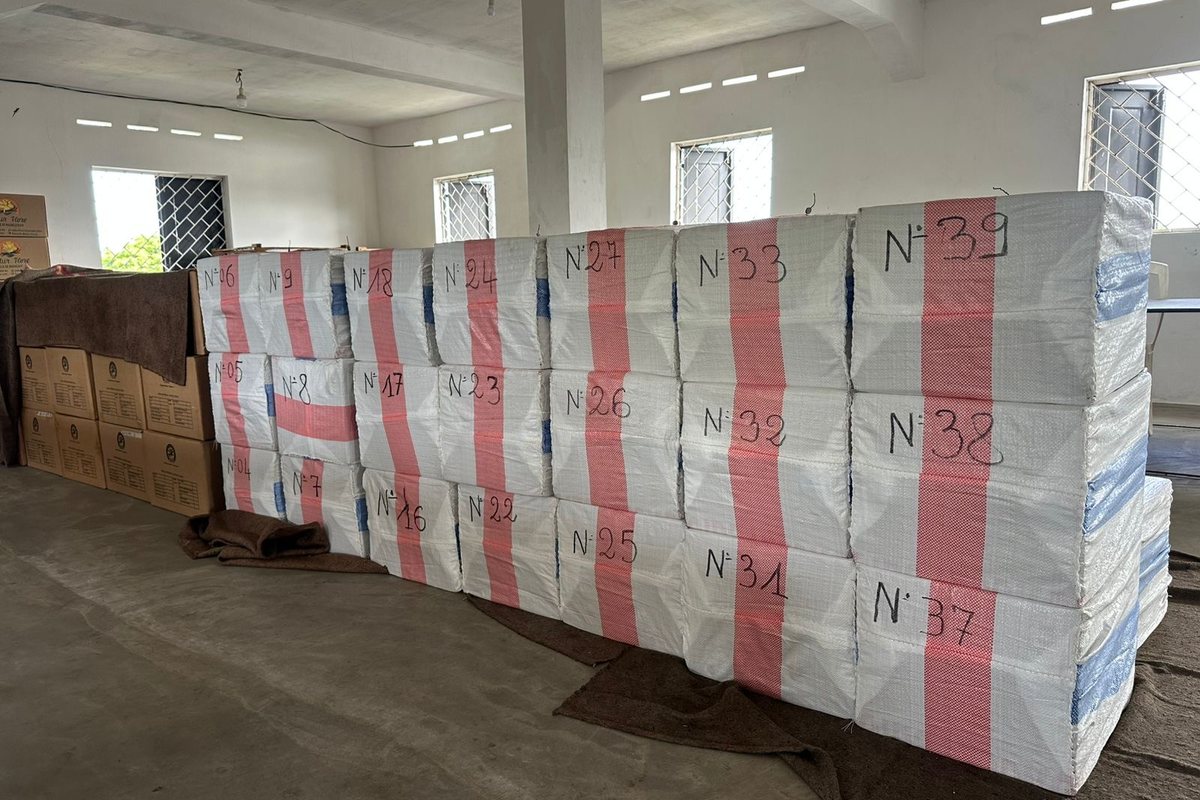 Colis d'export numérotés, prêts à quitter Madagascar