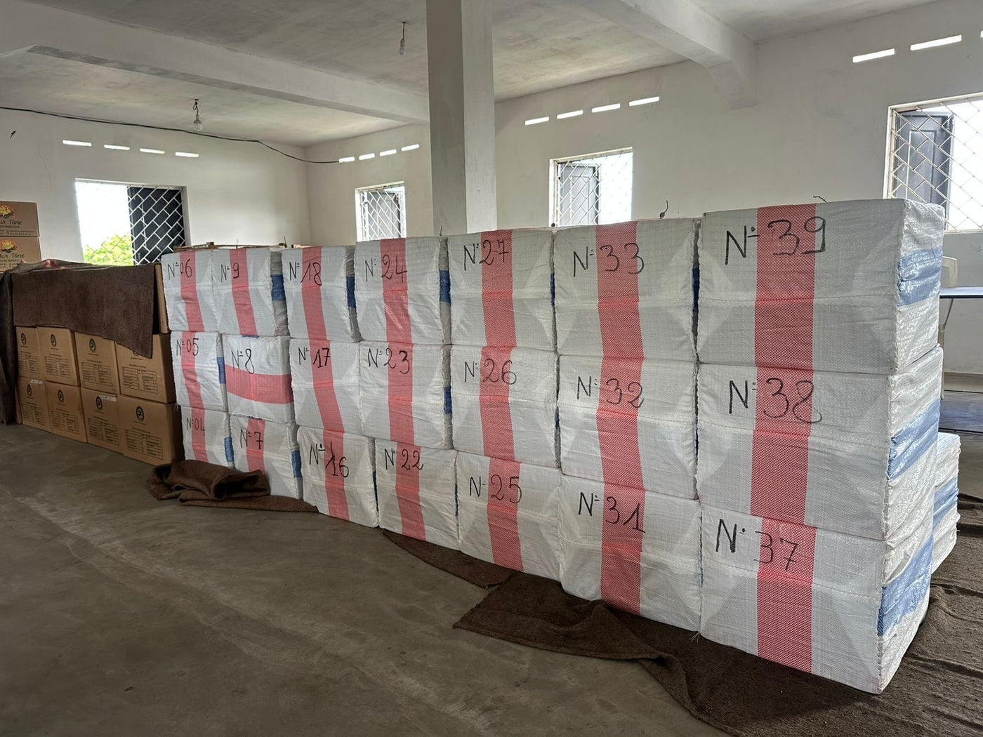 Stock France ou départ Madagascar